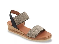 Neveah Wedge Sandal