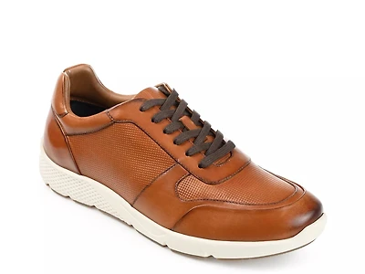 Mosley Sneaker
