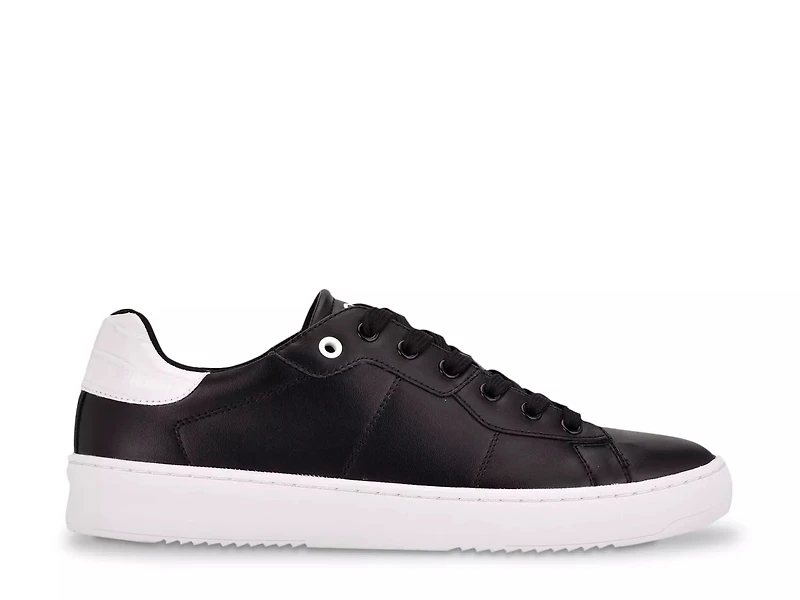 Lucio Sneaker