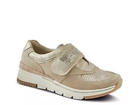 Hellana Sneaker