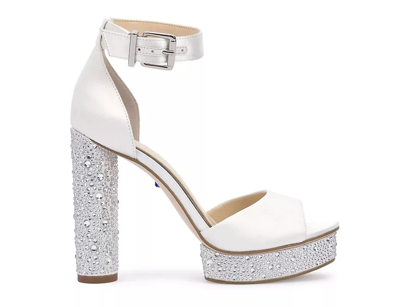Everyn Platform Sandal