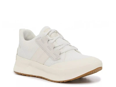 Out N About III Sneaker