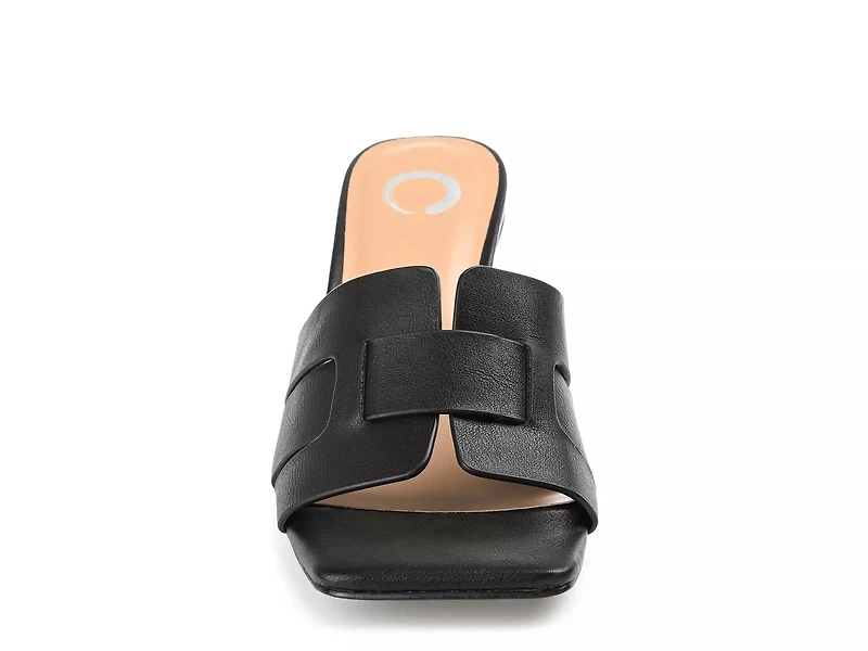 Renatta Sandal