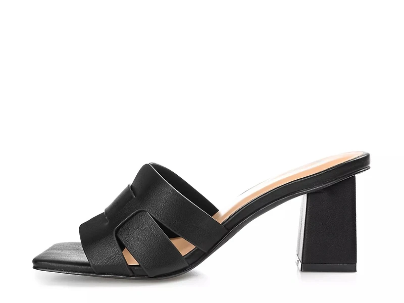 Renatta Sandal