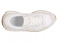 237 Sneaker