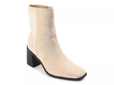 Sloann Bootie