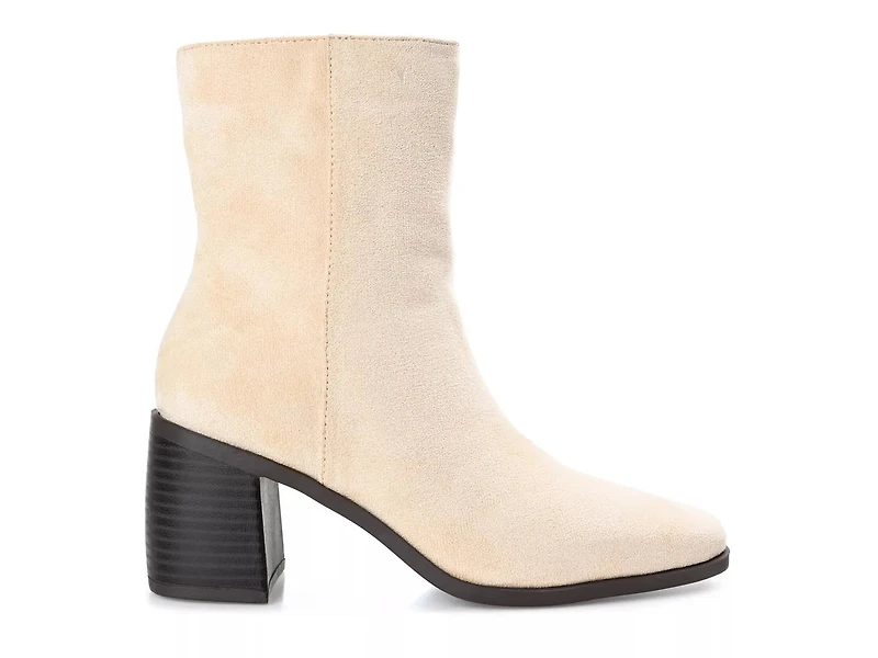 Sloann Bootie