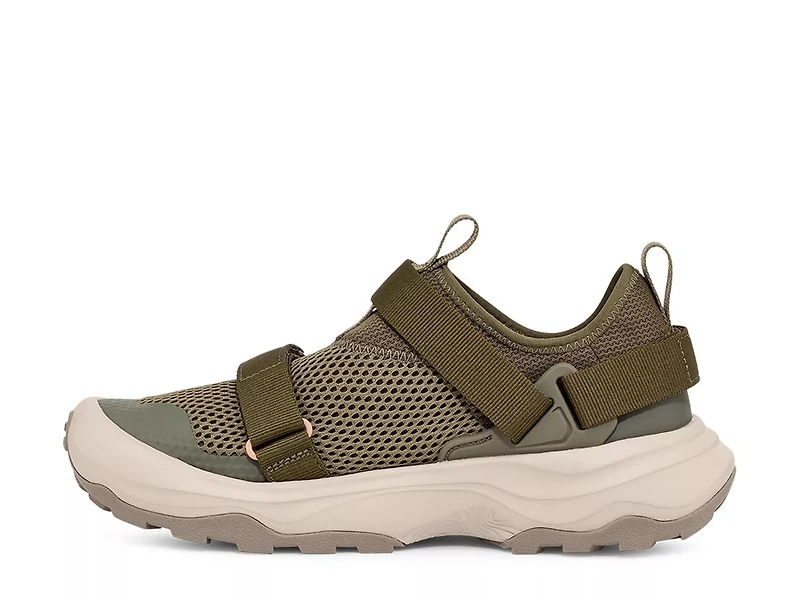 Outflow Universal Sneaker