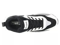 Stability Mid Sneaker