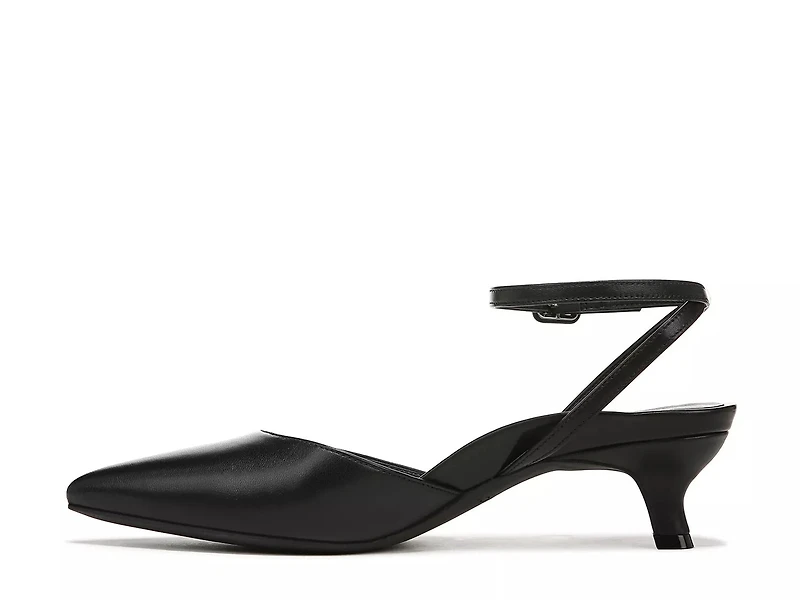 Jacynda Sandal