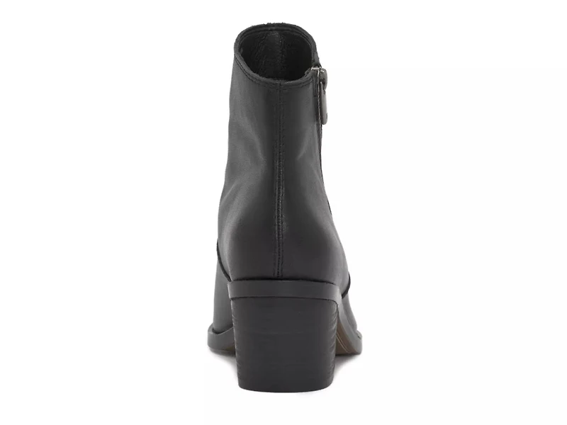 Wallinda Bootie