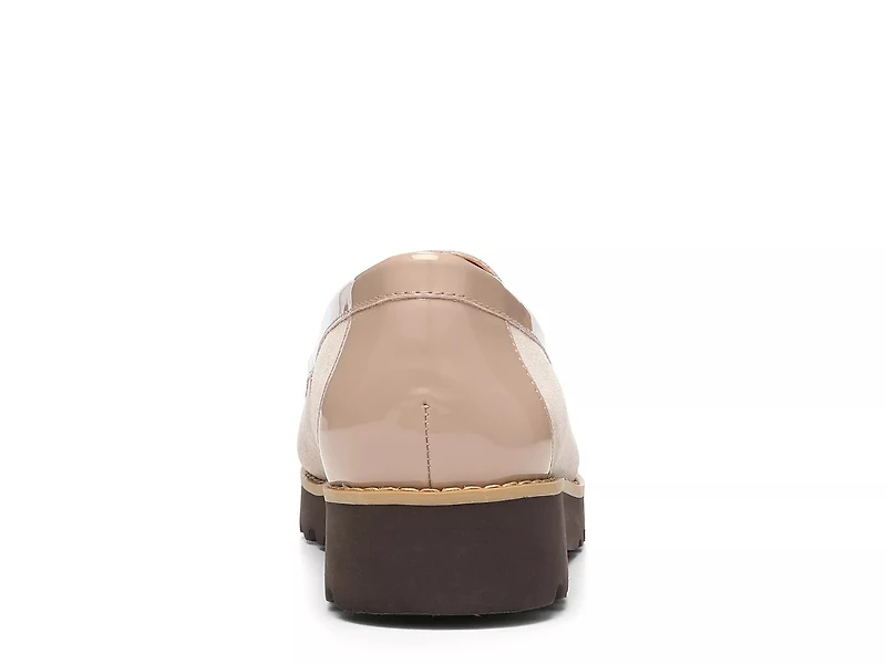 Clio Loafer