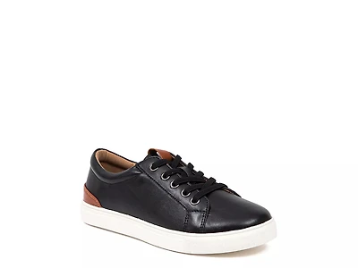 Wiley Sneaker