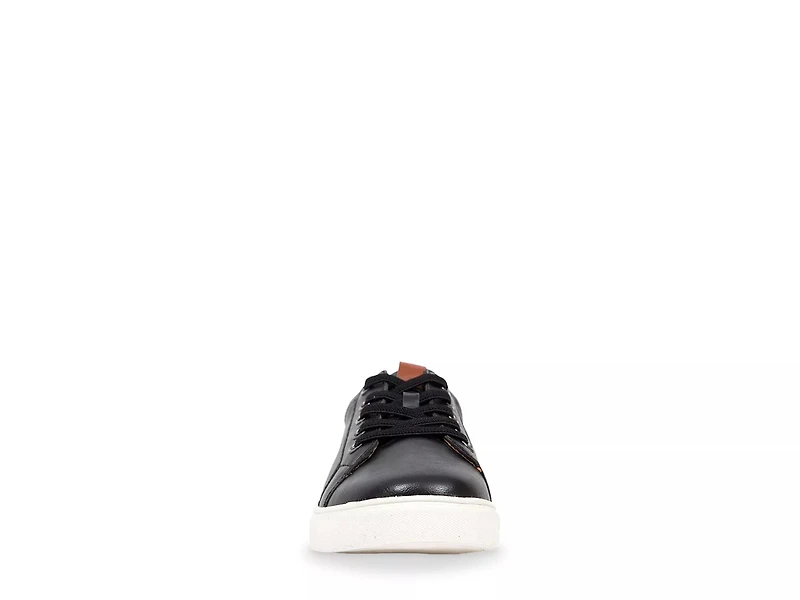 Wiley Sneaker