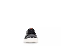 Wiley Sneaker