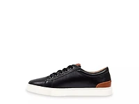 Wiley Sneaker