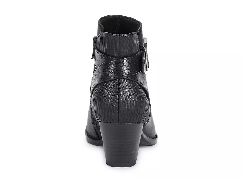 Reggie Bootie