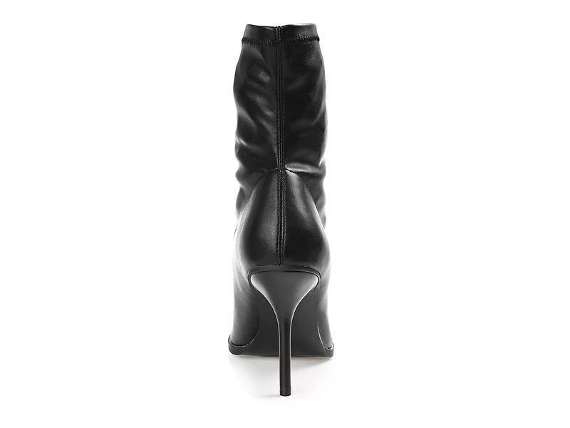 Gizzel Bootie