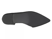 Mikki Flat