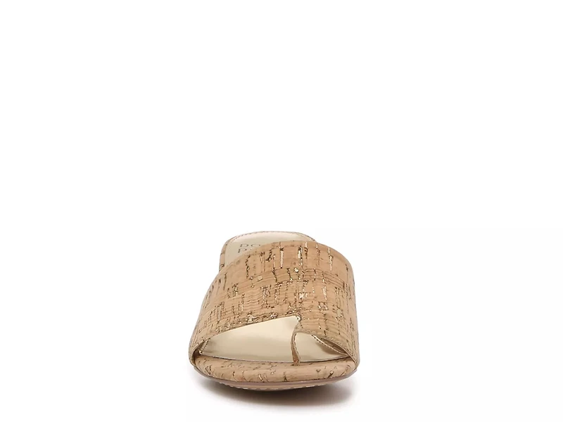 Naia Sandal