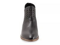Loni Bootie