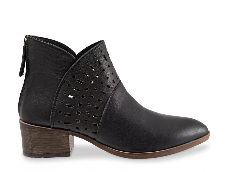 Loni Bootie