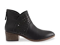 Loni Bootie