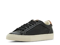 Finneas Sneaker