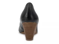 Khloe Wedge Pump
