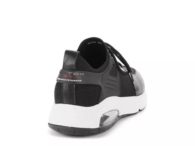 Justin Sneaker