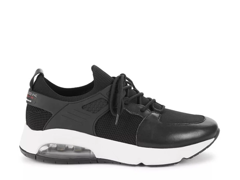 Justin Sneaker