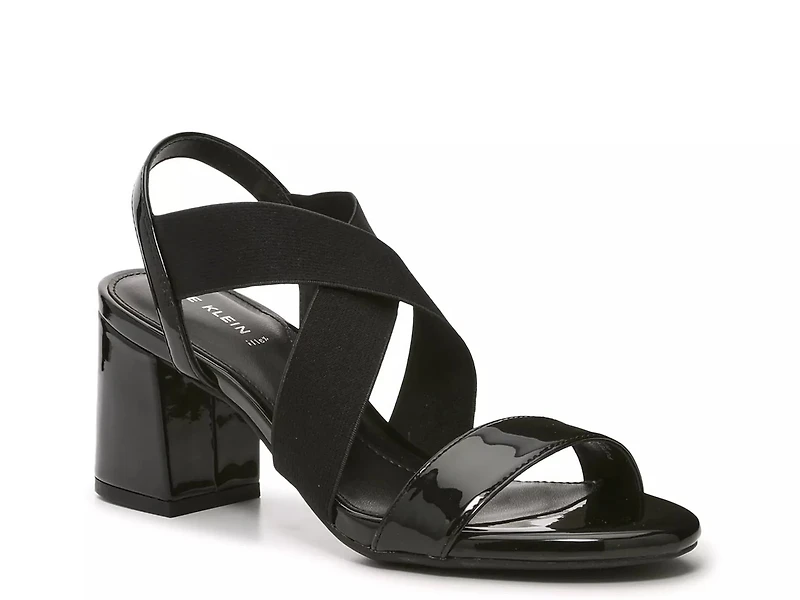 Rayna Sandal
