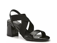 Rayna Sandal