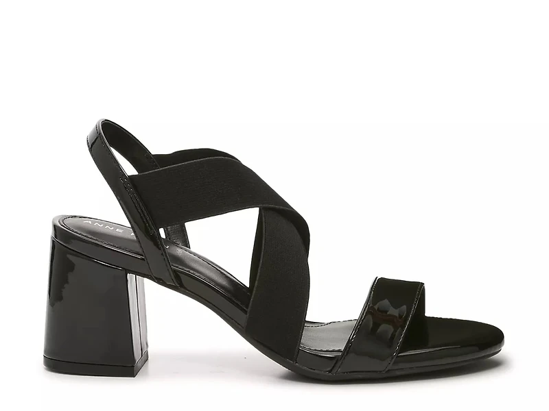 Rayna Sandal