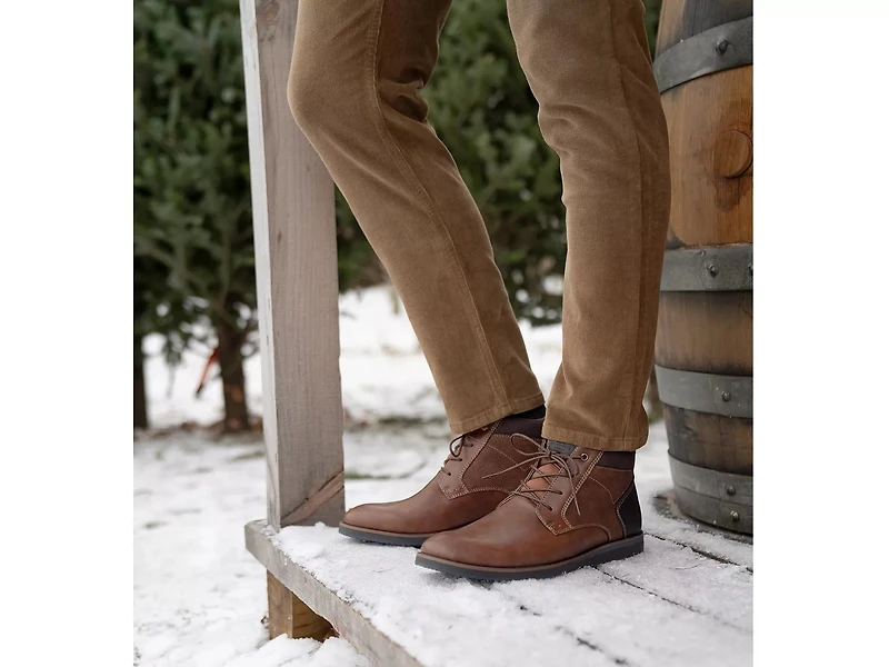 Circuit Plain Toe Chukka Boot