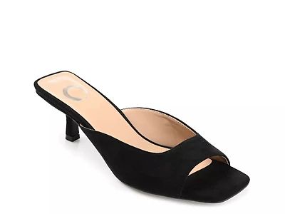 Larna Sandal