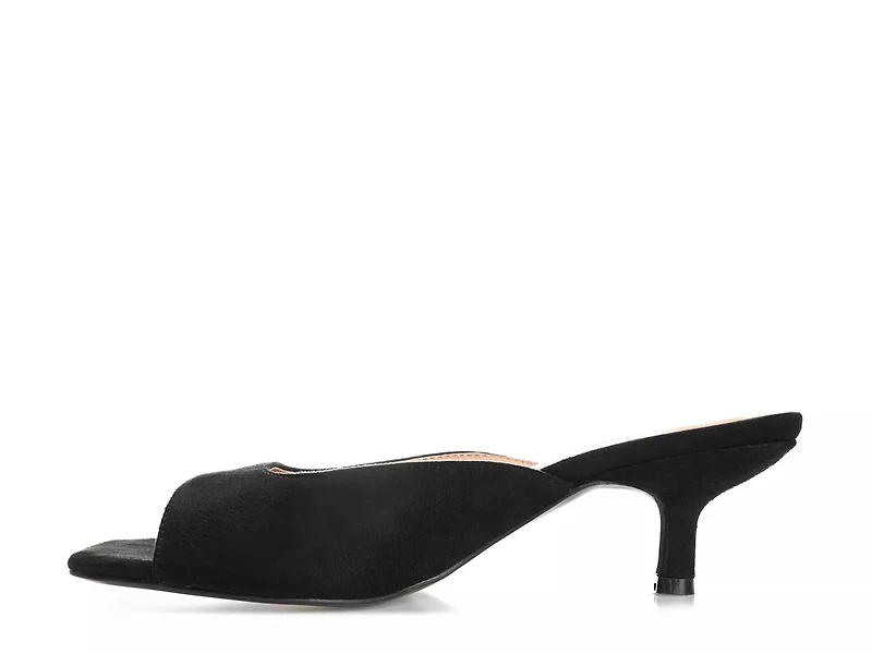 Larna Sandal
