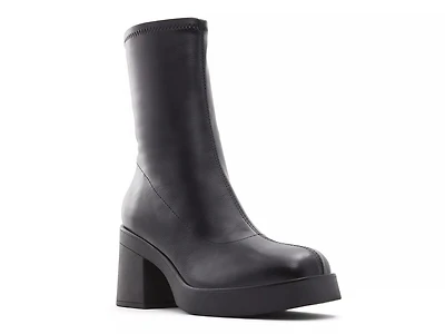 Steffanie Bootie