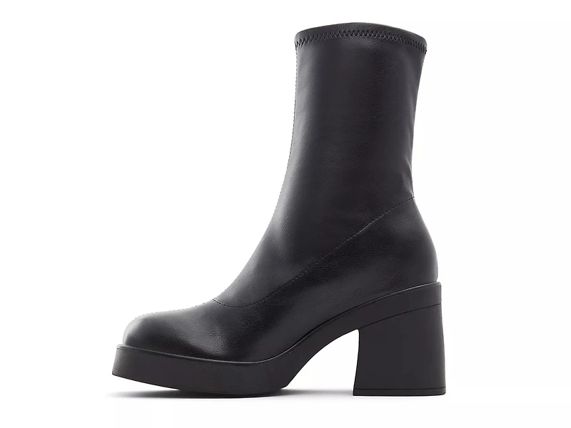 Steffanie Bootie