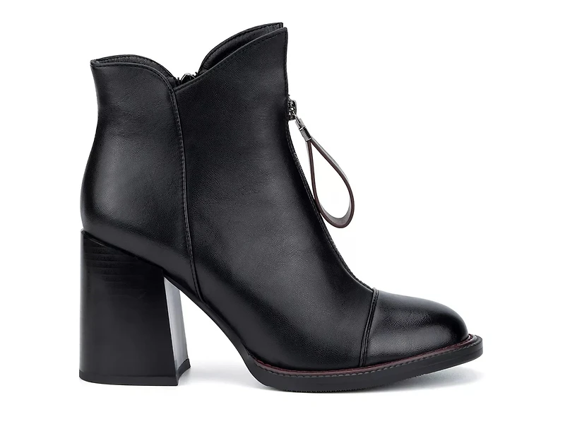 Davina Bootie