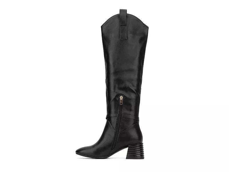 Elenora Boot