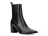 Emilia Boot