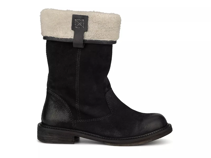 Trina Boot