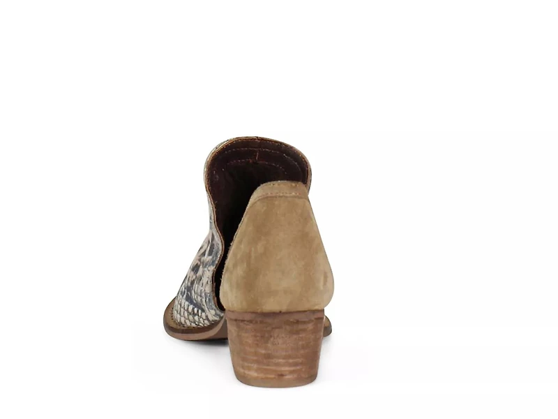 Shy Town Bootie