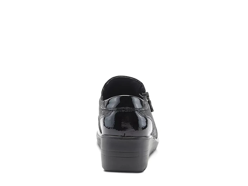 Concha Sneaker