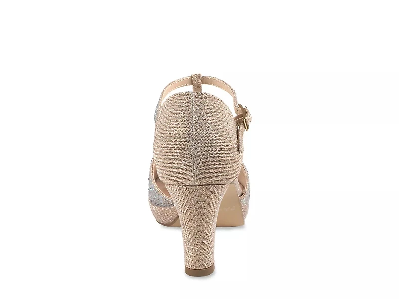 Nora Pump