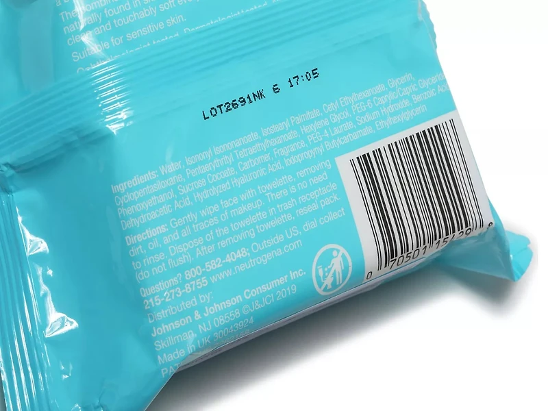 Hydro Boost Cleansing Towelettes