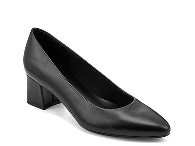 Nicole Pump
