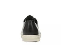 Collins Sneaker