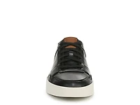 Peyton Sneaker
